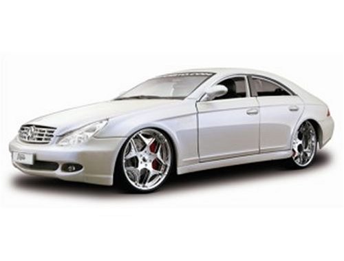 Mercedes-Benz CLS (Playerz) in Pearl White (1:18 scale)