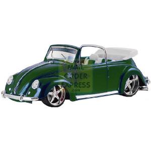 Maisto VBUGZ Beetle Cabriolet Liquid Dark Green 1 18 Scale