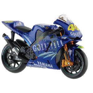Yamaha Moto GP 04 Rossi 1 18 Scale