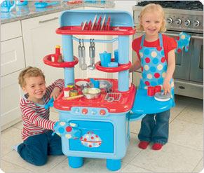 Sizzlin Kitchen with free accessory set worth andpound;30