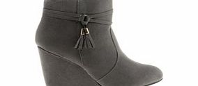 MARIA BARCELO Grey suede tassel wedge ankle boots