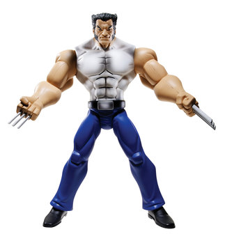 Wolverine 10` Electronic Slashing Figure