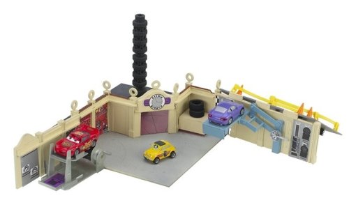 Mattel Cars - Luigi Casa Della Tires