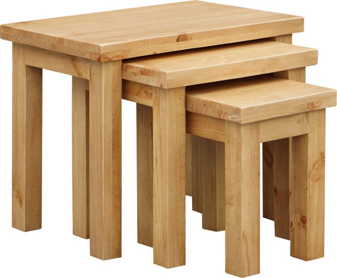 MIDWAY Pine Nest of Tables