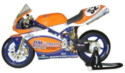 Minichamps 1:12 Scale Ducati 998 R Superbike 2002 - James Toseland
