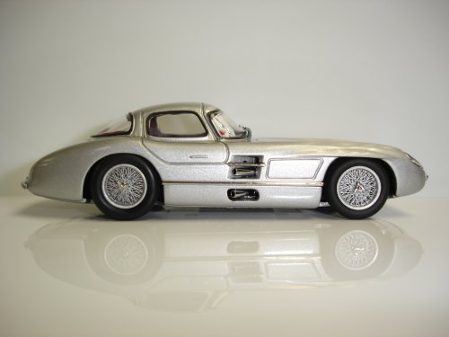 Mercedes-Benz 300 SLR Coupe Uhlenhaut (1955) in Silver (1:43 scale)