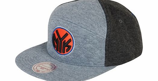 n/a New York Knicks Quilted Snapback Cap