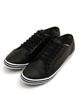 Black Toe Detail Leather Shoe