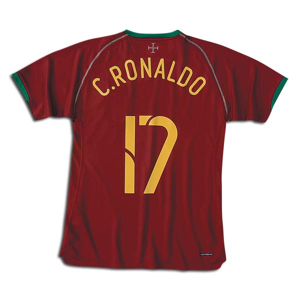 Nike Portugal home (C.Ronaldo 17) 06/07
