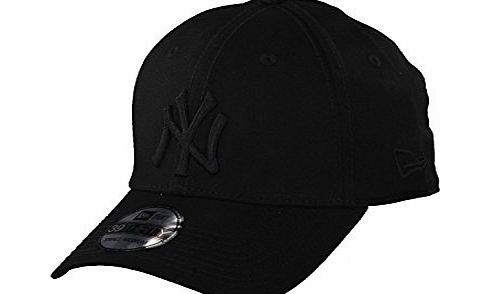 New Era 39thirty NY Yankees Cap (LARGE/EXTRA LARGE, Black/Black)
