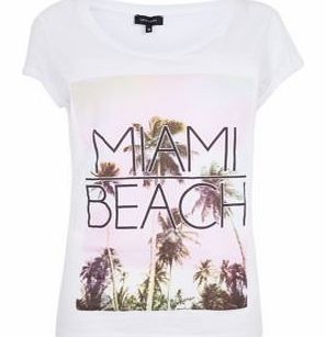 White Miami Beach T-Shirt 3138792