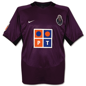 03-04 FC Porto Away shirt