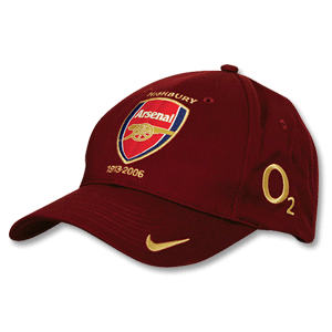 Nike 05-06 Arsenal Corporate Baseball Cap - Red Currant