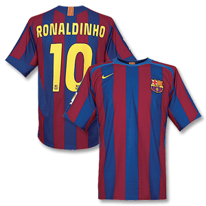 05-06 Barcelona Home shirt + No.10 Ronaldinho