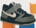 baby dunk low sports shoe