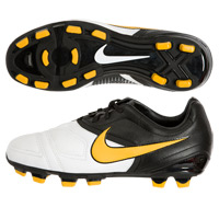 Nike CTR360 Libretto Firm Ground Football Boots