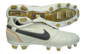 Nike Tiempo Ronaldinho FG Football Boots