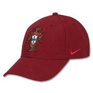 Nike Portugal Red Core Cap 2014 2015