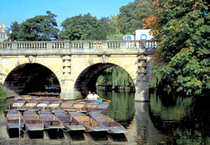 Oxford Thames Dinner Cruise for Two Special Offer