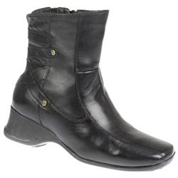 Pavers Comfort Female Lynette Leather Upper Leather Lining Boots in Black, Brown