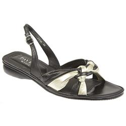 Female Wong704 Leather Upper Leather Lining Comfort Sandals in Black-Gold