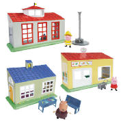 Pig Fun Time Playset - only one supplied