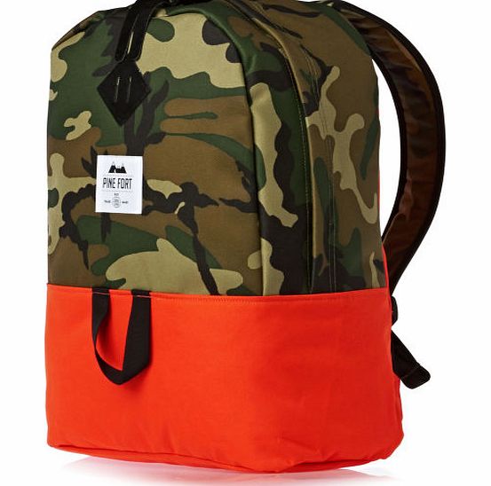 Pine Fort Classic Backpack - Camo / Orange