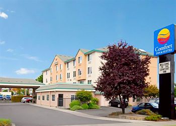Comfort Inn and Suites Portland Airport