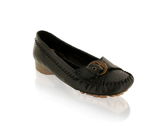 Cosy Moccasin Shoe with Trim