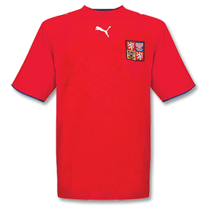 06-07 Czech Republic Home shirt