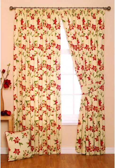 Rectella Chatsworth Red Lined Curtains