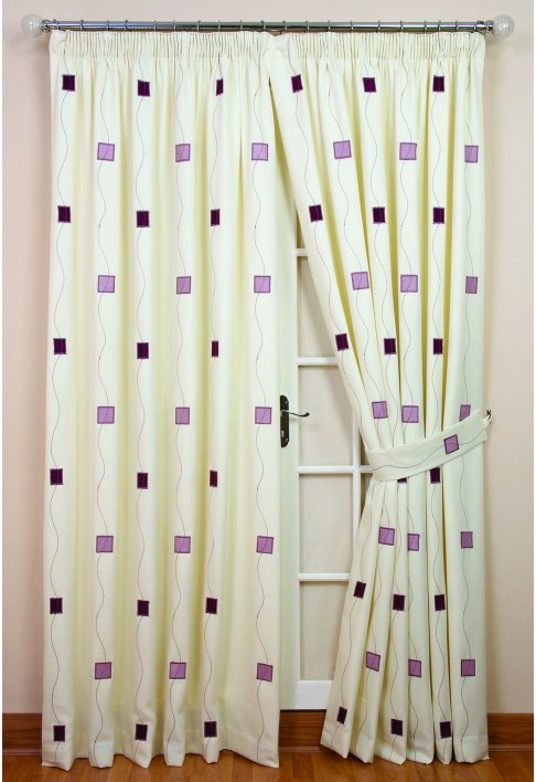 Rectella Cubik Berry Lined Curtains