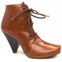 Red Or Dead Female Bambi Leather Upper in Tan