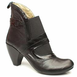 Red Or Dead Female Una Leather Upper Casual in Black