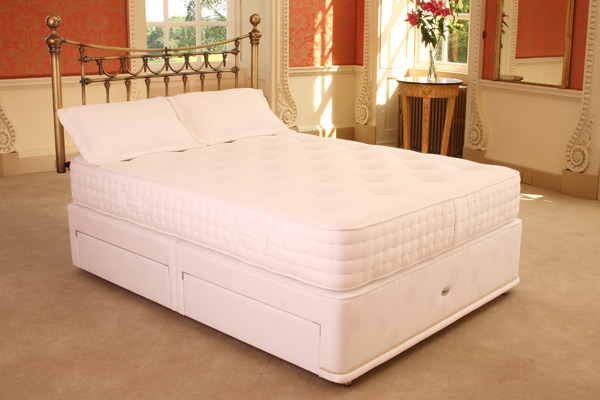 Classic Embrace 250 Divan Bed Double 135cm