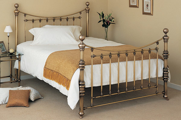 Relyon Beds Dorset Classic Bed Frame Kingsize 150cm