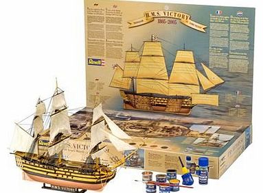 HMS Victory - Model Kit with Poster 1:225
