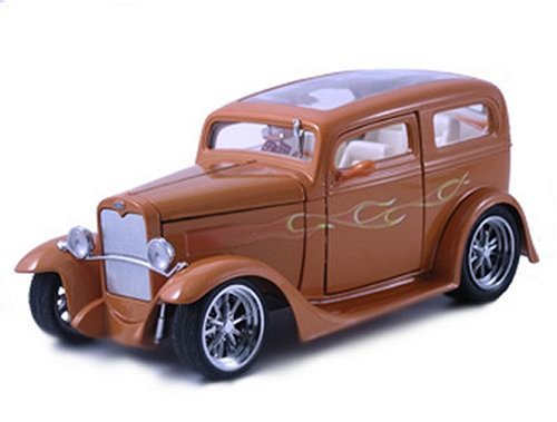 Diecast Model Ford Model A Sedan (1931) in Orange (1:18 scale)