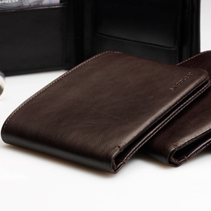Saddler Rich Brown Leather Billfold Wallet