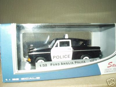 Saico Ford Anglia - Police - Black with White Doors (1:32 Scale)