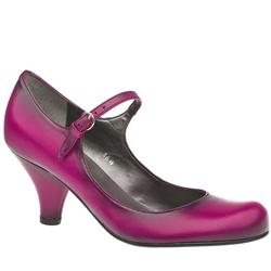 Schuh Female Virgo(3) Bar Court Leather Upper Low Heel in Pink