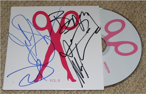 SCISSOR SISTERS GROUP SIGNED CD BY 4