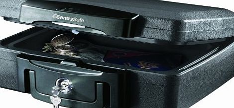 SENTRY  Fire Safe Waterproof Chest 30mins Fire Protection 7.7kg 4.9 Litre Ref H0100