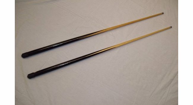 SGL LEISURE A PAIR OF 48`` POOL CUES   SPARE TIPS **