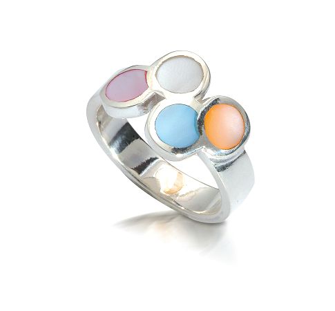 Silver Mother of Pearl Ring (556)