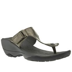 Female Tone Ups Tlites Element Leather Upper in Pewter