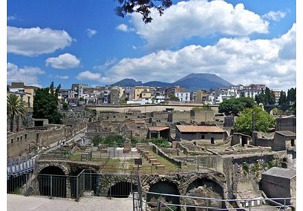 Sorrento To Pompeii and Herculaneum - Day Trip