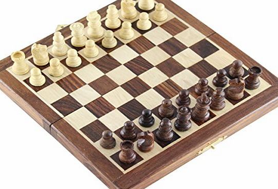 SouvNear 18cm x 18cm Wood Magnetic Chess Set with Staunton Chess Pieces - Folding Game Board with Storage