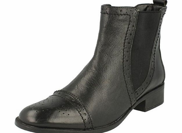 Spot On Low Heel Chelsea Ankle Boot / Brogue (Black, Size 6 UK)