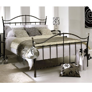 Star Collection , York, 4FT 6 Double Metal Bedstead